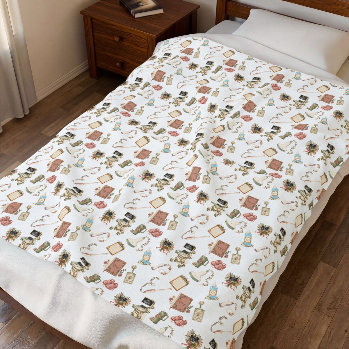 Flore Cottage Core Ultrasound Pattern Velveteen Plush Blanket